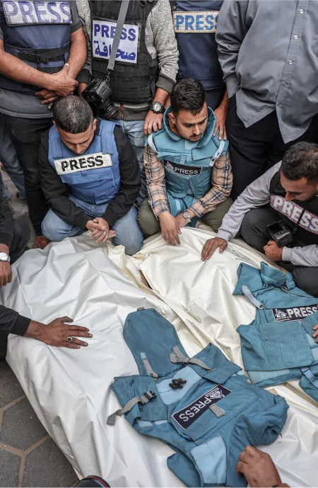 Burial palestinian journalist