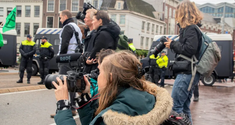 Dutch journalist at work