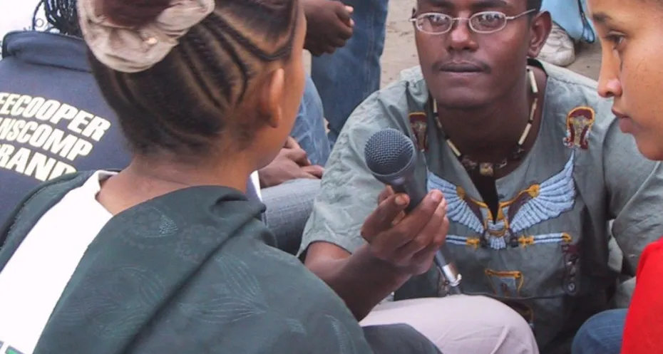 Media on the streets of Colombia 