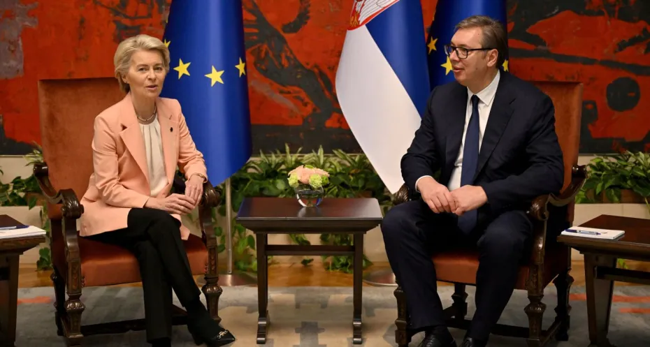 Serbia's President Aleksandar Vucic (R) attends a meeting with President of the European Commission Ursula von der Leyen (Source: ANP)